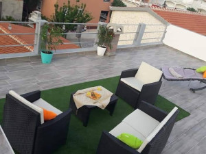 Apartmanska kuća - 4 stambene jedinice + krovna terasa, Vir