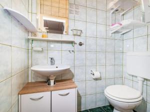 Preko, kuća sa apartmanima, pogled na more