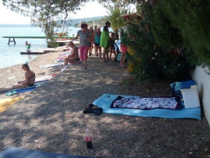 Maslenica, kuća sa velikim stanom i pet apartmana, blizina mora!!