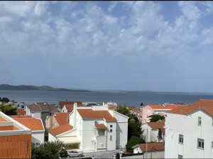 Zadar-Diklo kuća sa 6 stambenih jedinica 