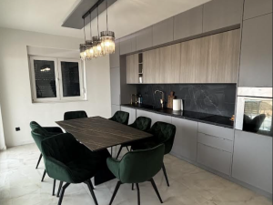 &Scaron;kabrnja -Prkos -atraktivna villa s bazenom 