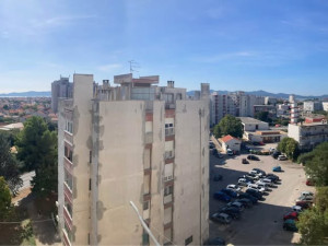 Bulevar, stan 60 m2