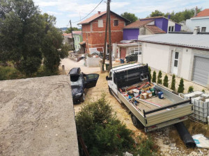 Kuća u izgradnji sa zemlji&scaron;tem