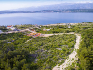 Novigrad-zemlji&scaron;te sa prekrasnim pogledom na more