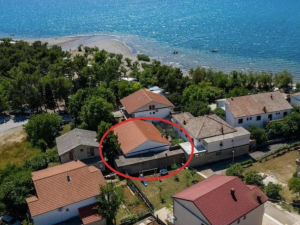Seline, samostojeća kuća prvi red do mora