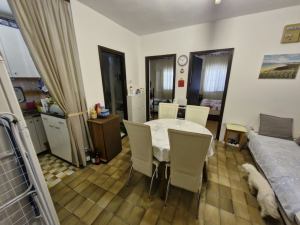 Ninske Vodice- kuća sa dva stana