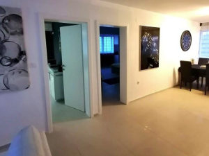 Vo&scaron;tarnica, komforan dvosoban stan, kompletno namje&scaron;ten!!