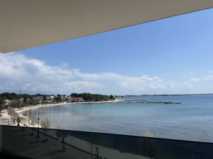 Penthouse s pogledom, Vir - prvi red do mora!
