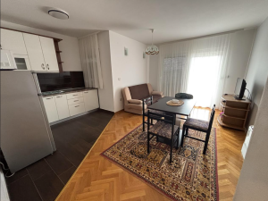 Diklo, vila s apartmanima blizu mora