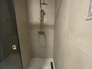 &Scaron;kabrnja -Prkos -atraktivna villa s bazenom 